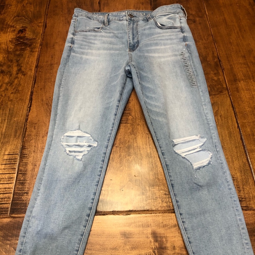 NWT American Eagle Super Stretch Crop Jegging